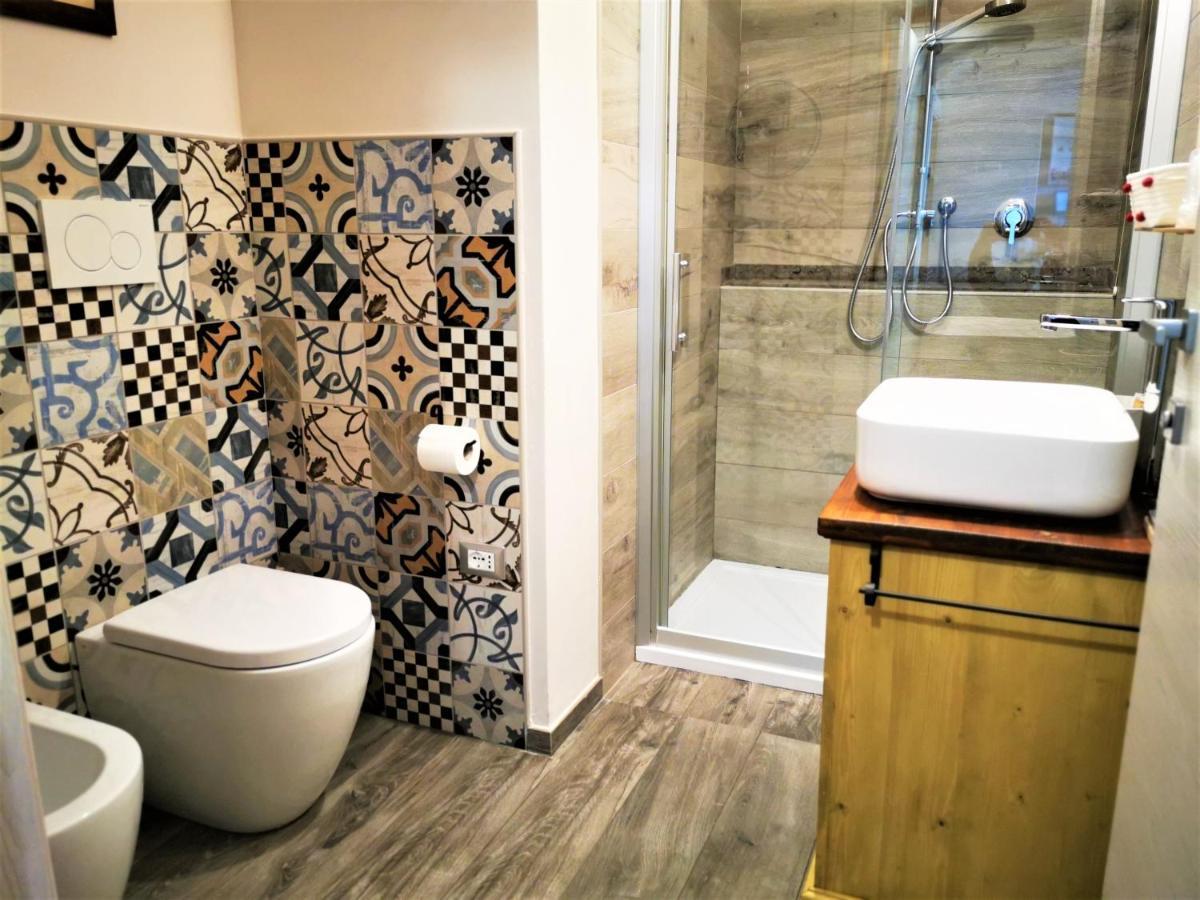 Alcivico3 Bed & Breakfast Чивитанова Марке Екстериор снимка