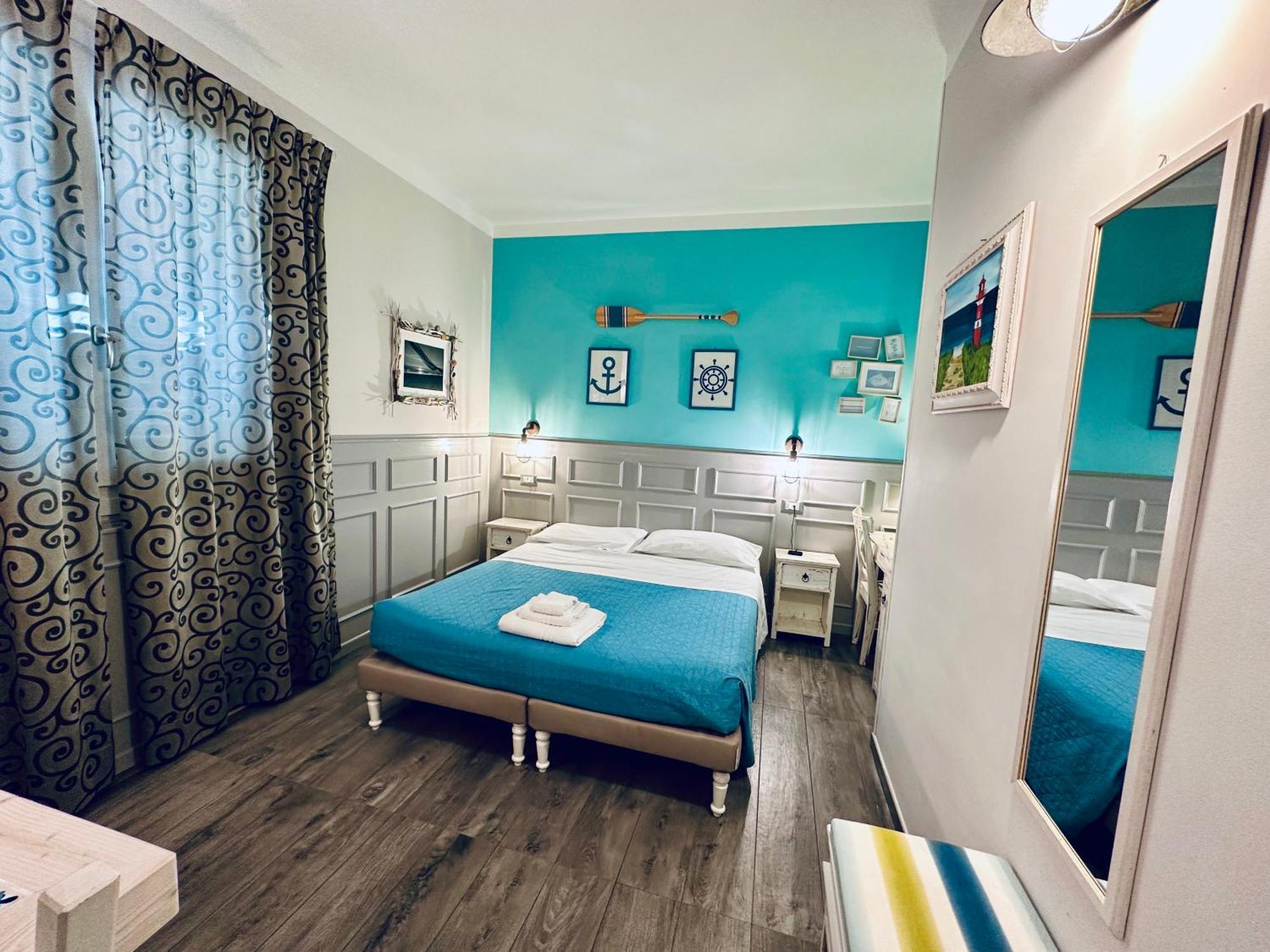 Alcivico3 Bed & Breakfast Чивитанова Марке Екстериор снимка
