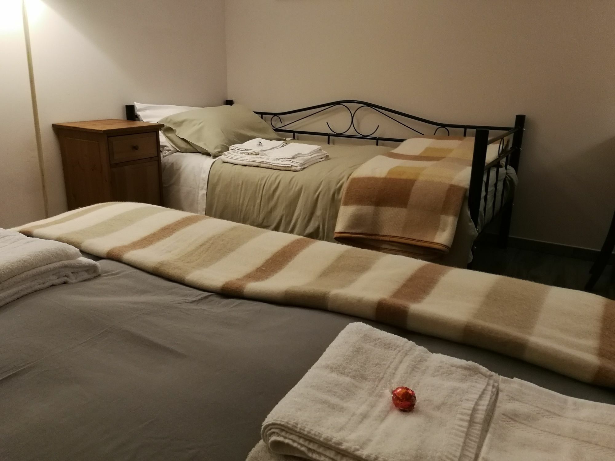 Alcivico3 Bed & Breakfast Чивитанова Марке Екстериор снимка