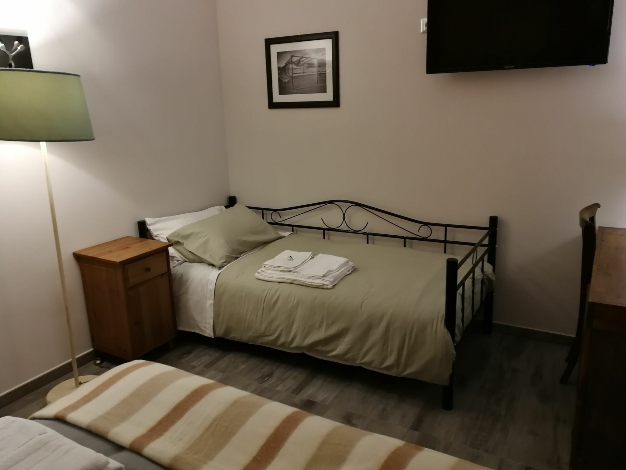 Alcivico3 Bed & Breakfast Чивитанова Марке Екстериор снимка