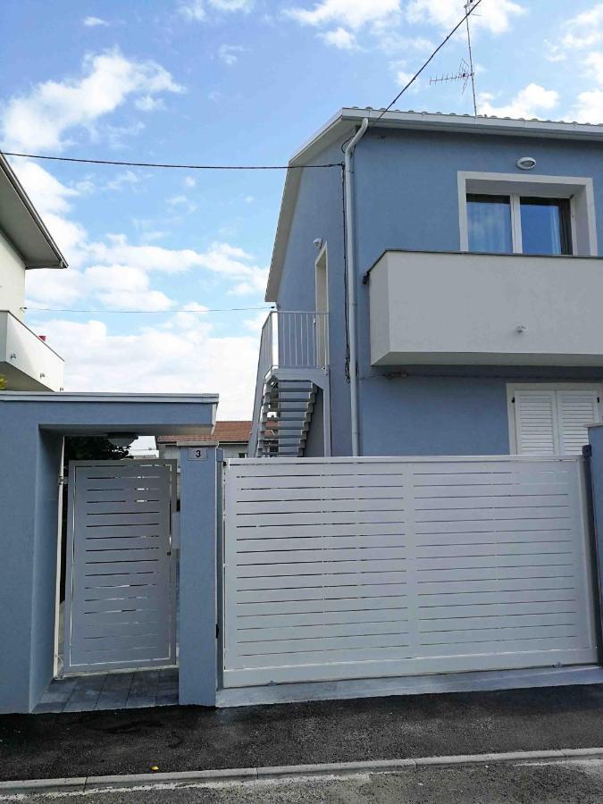 Alcivico3 Bed & Breakfast Чивитанова Марке Екстериор снимка